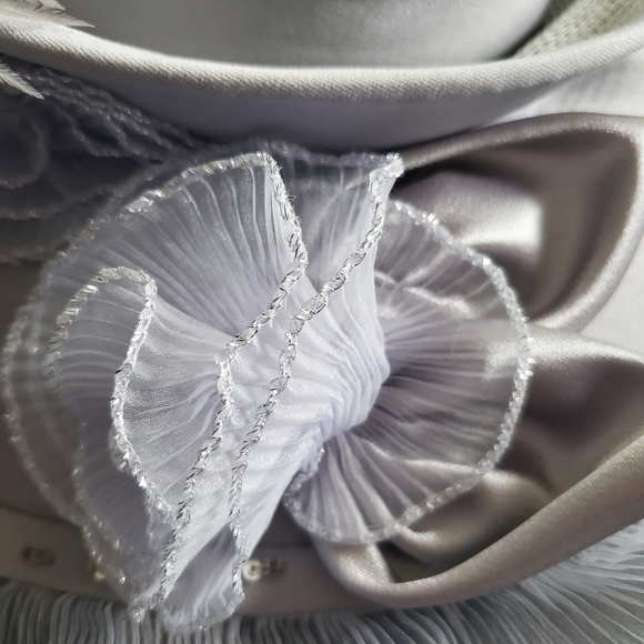 NWT Milano Dirby Feather Hat - Picture 6 of 11